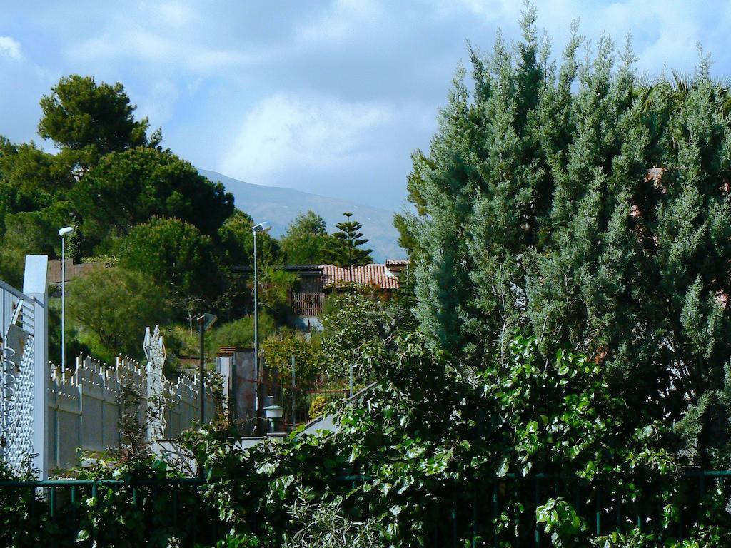 Etna Holiday Home Nicolosi Kamer foto