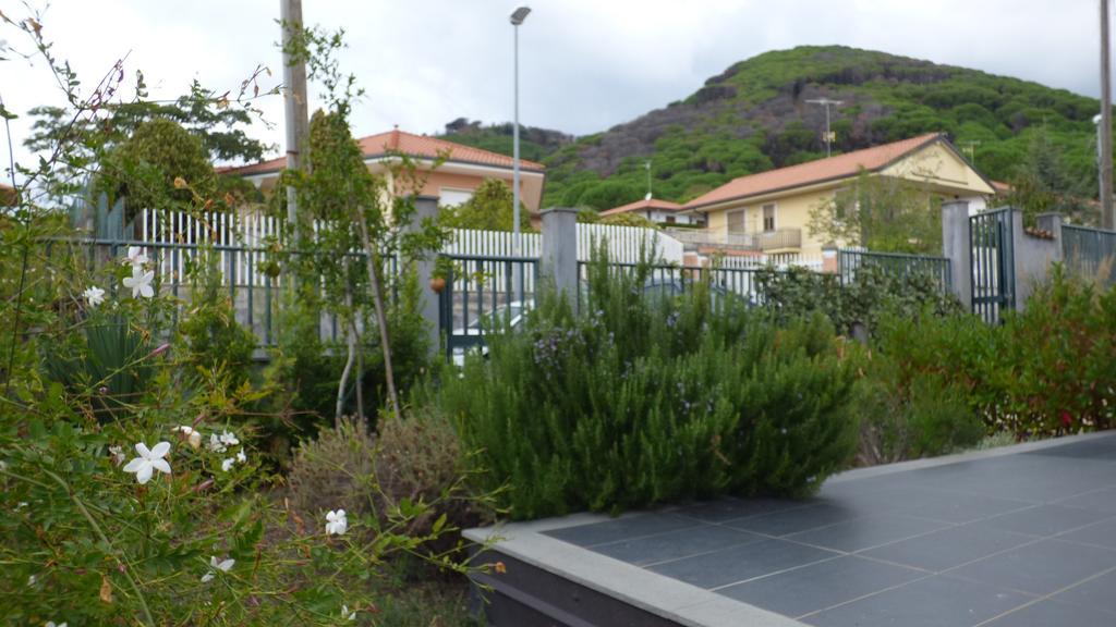 Etna Holiday Home Nicolosi Buitenkant foto